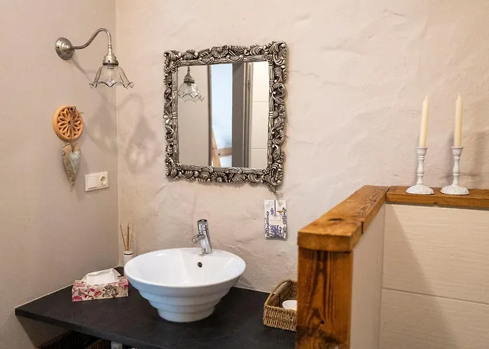 Am Kirchplatz 7 * Stahnsdorf